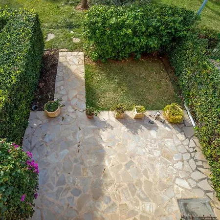 Jardines De Ll Apartment